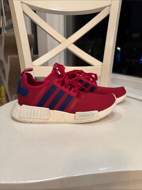 Adidas 'Raspberry Blue' features a vibrant red mesh upper.SIZE Kids 5. Women’s 6